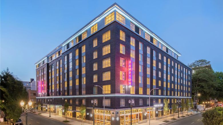 Hampton Inn  and  Suites Pearl District Exterior. Images powered by <a href="https://iceportal.shijigroup.com" target="_blank" rel="noopener">Ice Portal</a>.