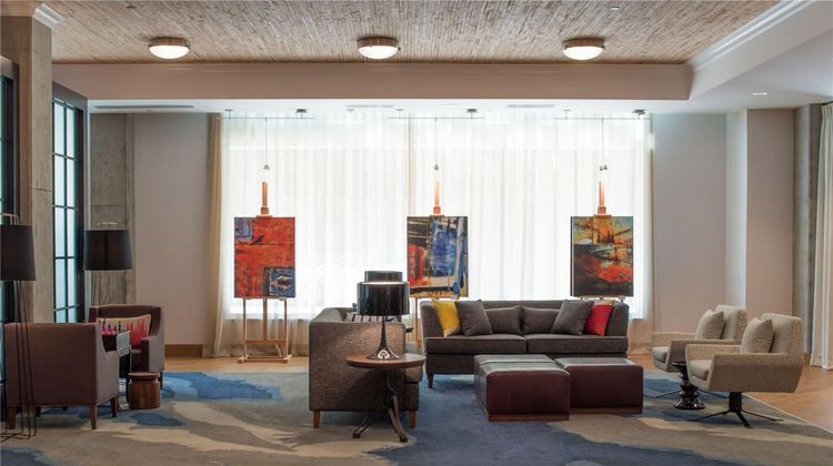Hampton Inn & Suites Pearl District Lobby