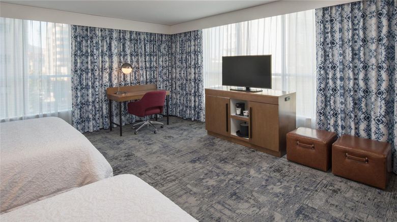 <b>Hampton Inn & Suites Pearl District Room</b>. Images powered by <a href="https://iceportal.shijigroup.com/" title="IcePortal" target="_blank">IcePortal</a>.