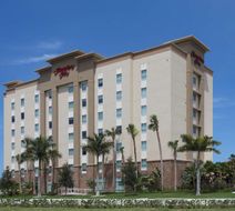 Hampton Inn Ft Lauderdale Pompano Beach Exterior
