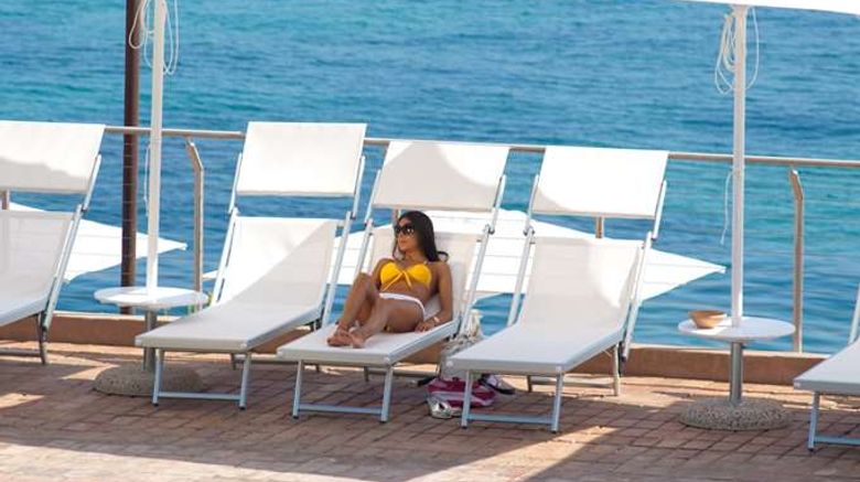 <b>Domina Zagarella Sicily Pool</b>. Images powered by <a href="https://iceportal.shijigroup.com/" title="IcePortal" target="_blank">IcePortal</a>.