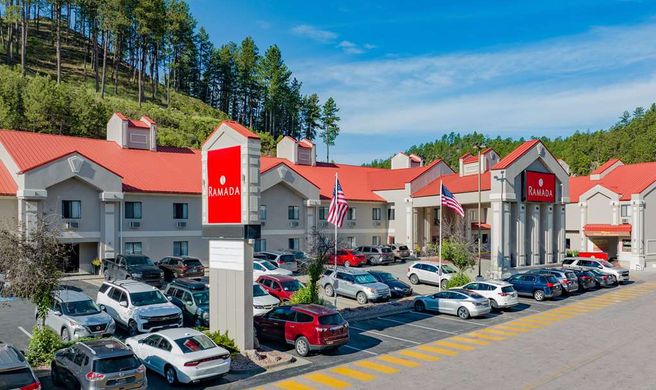 Ramada Keystone Near Mt Rushmore Exterior
