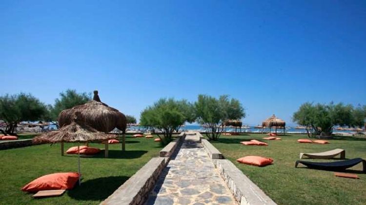Aytas Hotel Exterior