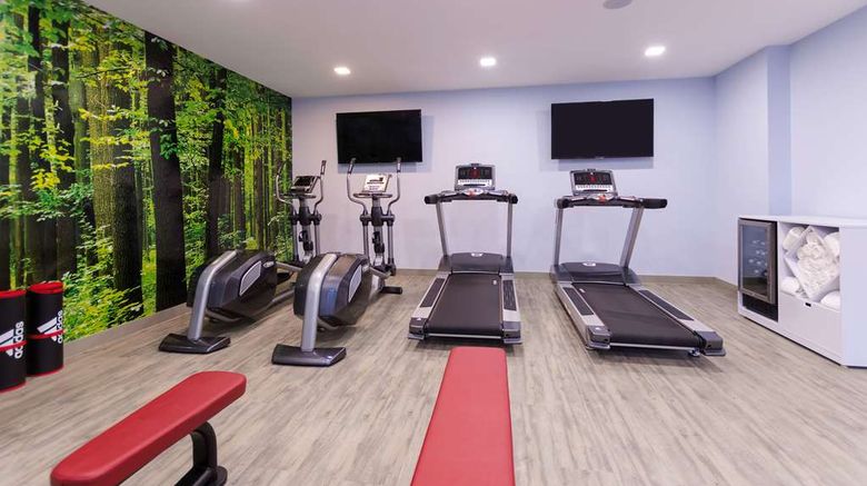 <b>NH Monterrey La Fe Health</b>. Images powered by <a href="https://iceportal.shijigroup.com/" title="IcePortal" target="_blank">IcePortal</a>.