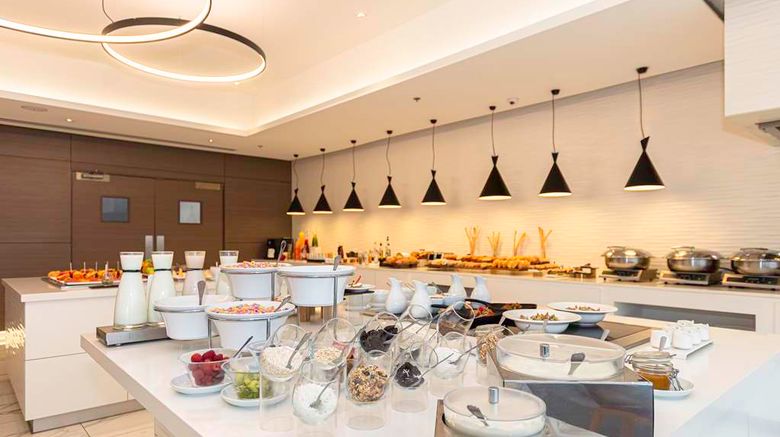 <b>NH Monterrey La Fe Restaurant</b>. Images powered by <a href="https://iceportal.shijigroup.com/" title="IcePortal" target="_blank">IcePortal</a>.