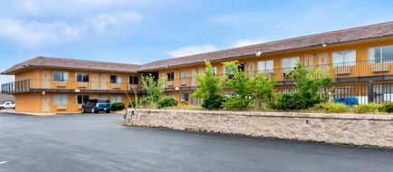 Americas Best Value Inn Stillwater Exterior