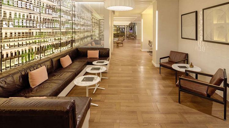 H10 Universitat Hotel Barcelona Lobby