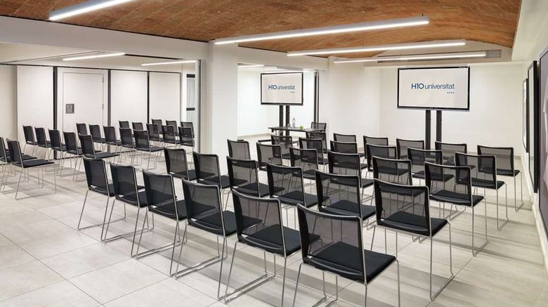<b>H10 Universitat Hotel Barcelona Meeting</b>. Images powered by <a href="https://iceportal.shijigroup.com/" title="IcePortal" target="_blank">IcePortal</a>.