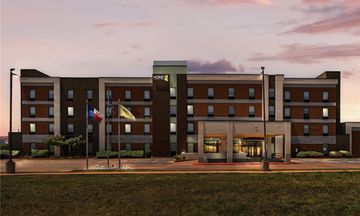 Home2 Suites by Hilton Dallas/DeSoto