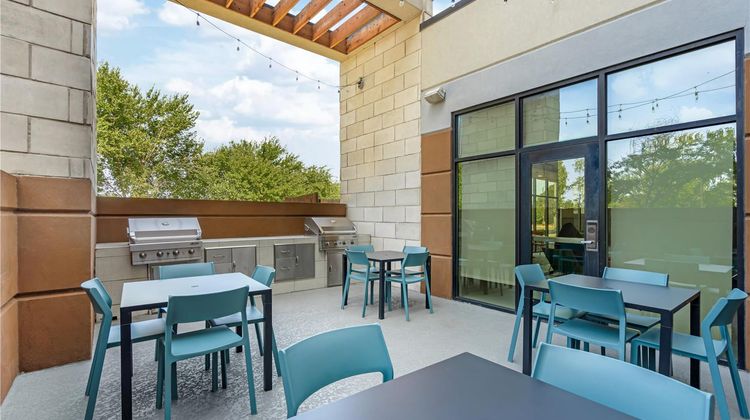 Home2 Suites by Hilton Dallas/DeSoto Exterior