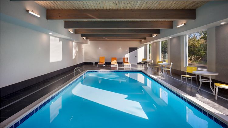 Home2 Suites by Hilton Jackson Pool