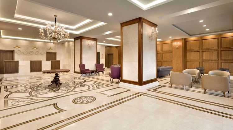 Ramada Yalova Lobby