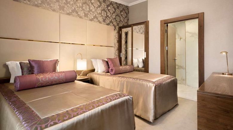 <b>Ramada Yalova Suite</b>. Images powered by <a href="https://iceportal.shijigroup.com/" title="IcePortal" target="_blank">IcePortal</a>.