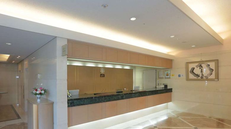 <b>Takarazuka Washington Hotel Lobby</b>. Images powered by <a href="https://iceportal.shijigroup.com/" title="IcePortal" target="_blank">IcePortal</a>.