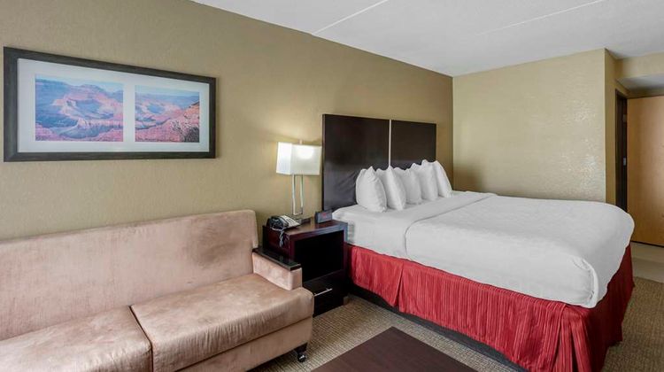 Best Western Harrisburg North Hotel Room