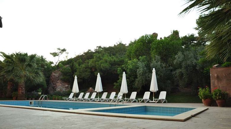 <b>Palm Court Suites Hotel, Ayvalik Pool</b>. Images powered by <a href="https://iceportal.shijigroup.com/" title="IcePortal" target="_blank">IcePortal</a>.