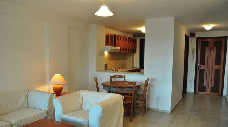 <b>Palm Court Suites Hotel, Ayvalik Suite</b>. Images powered by <a href="https://iceportal.shijigroup.com/" title="IcePortal" target="_blank">IcePortal</a>.