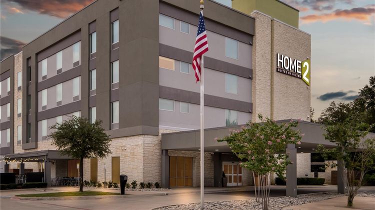 Home2 Suites by Hilton Fort Worth Exterior