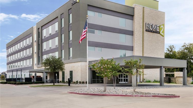 Home2 Suites by Hilton Fort Worth Exterior