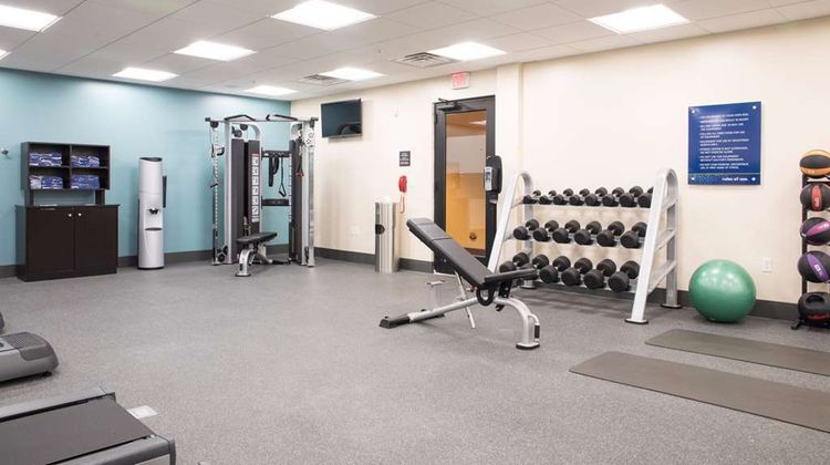 Hampton Inn & Suites Big Rapids Health