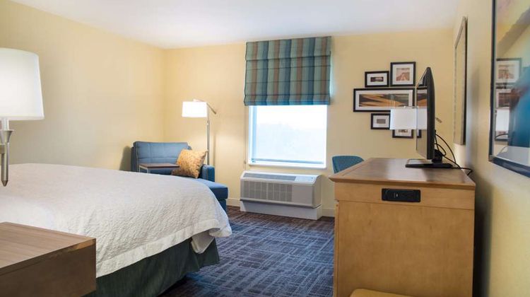 Hampton Inn & Suites Big Rapids Room