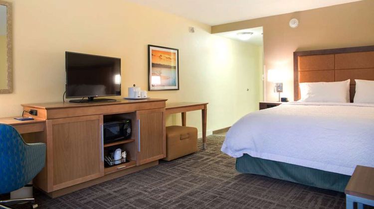 Hampton Inn & Suites Big Rapids Room