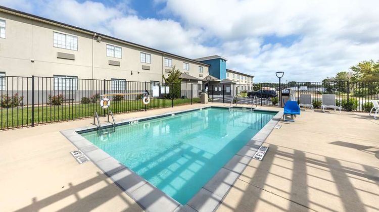 Best Western Inn & Stes EOD Spring Atoka Pool