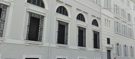 Hotel The Building Exterior