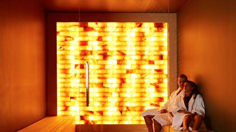 <b>Hotel The Building Spa</b>. Images powered by <a href="https://iceportal.shijigroup.com/" title="IcePortal" target="_blank">IcePortal</a>.