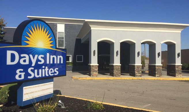 Days Inn & Suites Cincinnati North Exterior