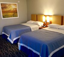 Days Inn & Suites Cincinnati North Room