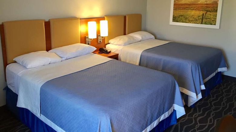<b>Days Inn & Suites Cincinnati North Room</b>. Images powered by <a href="https://iceportal.shijigroup.com/" title="IcePortal" target="_blank">IcePortal</a>.