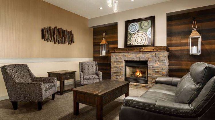 Days Inn & Suites Brooks Lobby