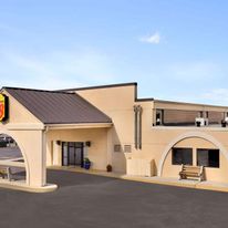 Super 8 Chambersburg I-81