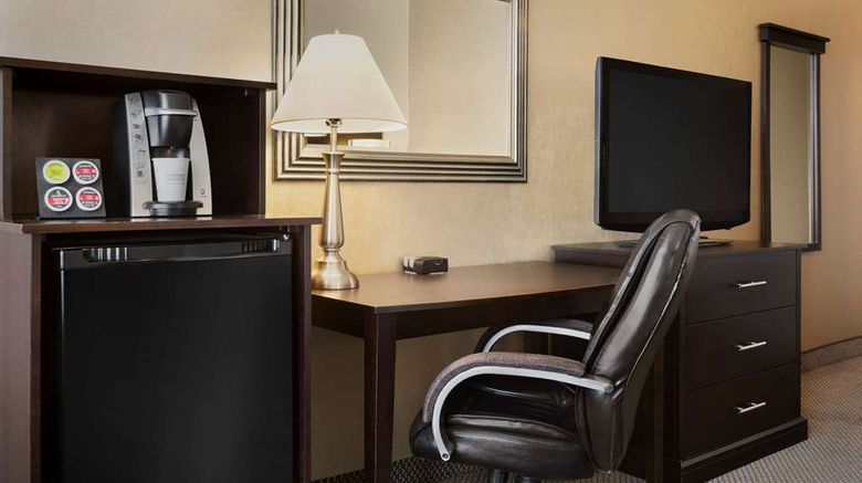 <b>Travelodge Hotel & Convention Ctr Room</b>. Images powered by <a href="https://iceportal.shijigroup.com/" title="IcePortal" target="_blank">IcePortal</a>.