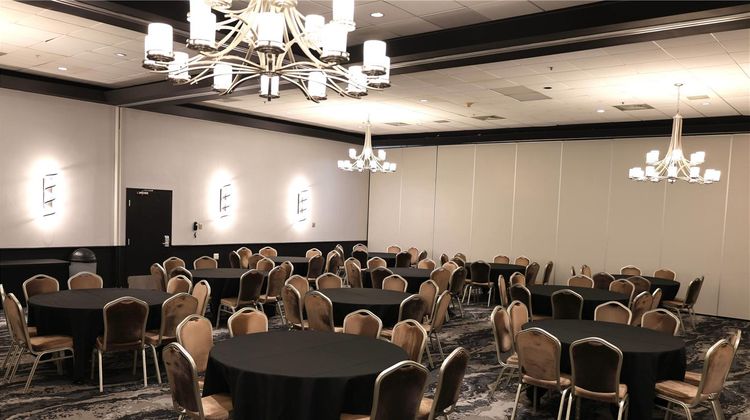Travelodge Hotel & Convention Ctr Meeting
