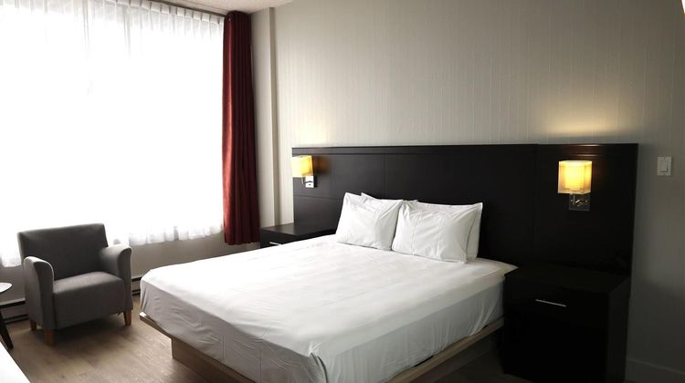 Travelodge Hotel & Convention Ctr Suite
