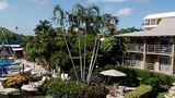Cove Inn on Naples Bay Exterior