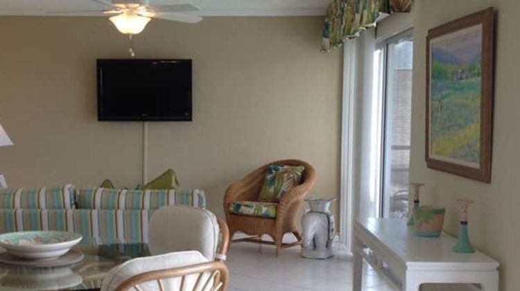 Cove Inn on Naples Bay Suite