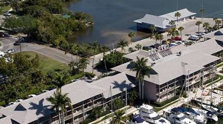 <b>Cove Inn on Naples Bay Exterior</b>. Images powered by <a href="https://iceportal.shijigroup.com/" title="IcePortal" target="_blank">IcePortal</a>.