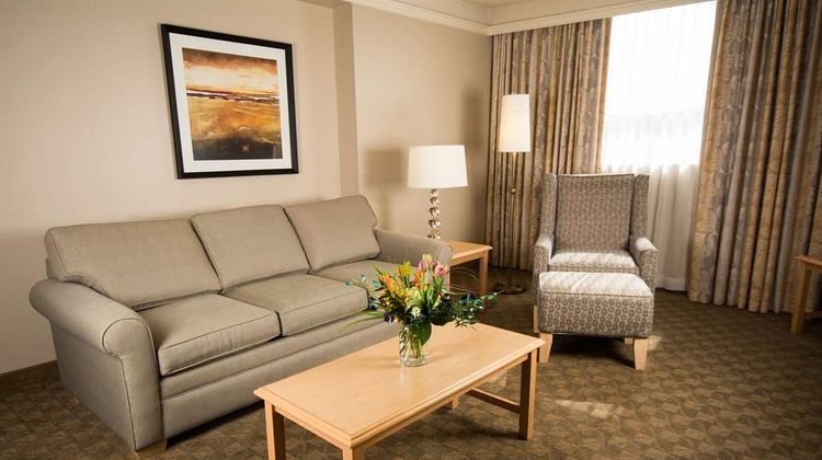 Edmonton Inn & Conference Centre Suite