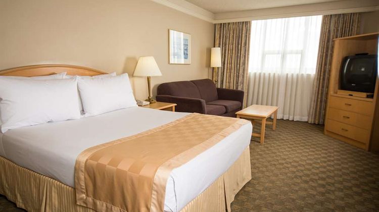 Edmonton Inn & Conference Centre Room