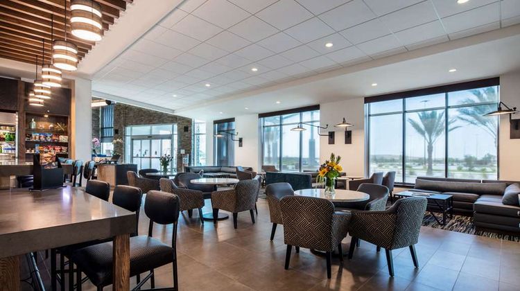Hyatt Place Delano Restaurant