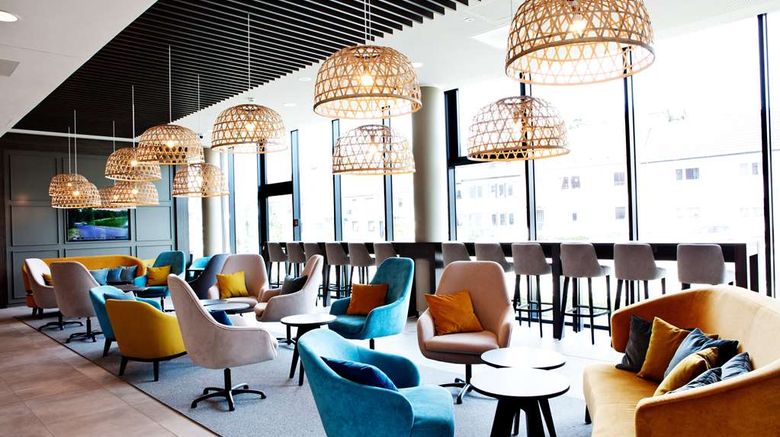 <b>Hampton by Hilton Aachen Tivoli Lobby</b>. Images powered by <a href="https://iceportal.shijigroup.com/" title="IcePortal" target="_blank">IcePortal</a>.