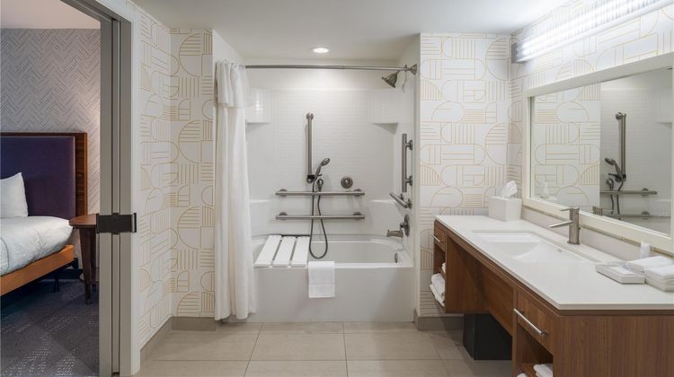 Home2 Suites by Hilton Opelika Room