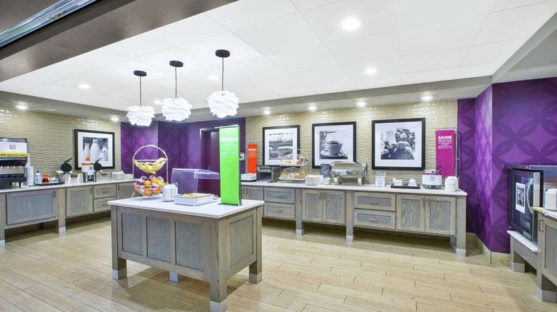 <b>Hampton Inn/Stes Oakwood Village-CLE Restaurant</b>. Images powered by <a href="https://iceportal.shijigroup.com/" title="IcePortal" target="_blank">IcePortal</a>.