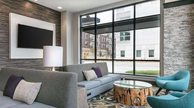 <b>Hilton Garden Inn Iowa City Downtown Lobby</b>. Images powered by <a href="https://iceportal.shijigroup.com/" title="IcePortal" target="_blank">IcePortal</a>.