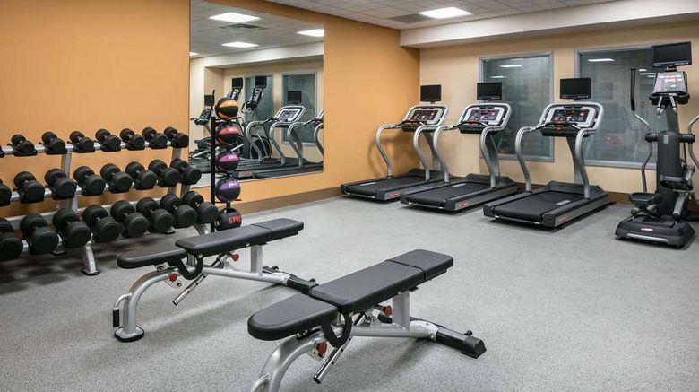 <b>Hilton Garden Inn Iowa City Downtown Health</b>. Images powered by <a href="https://iceportal.shijigroup.com/" title="IcePortal" target="_blank">IcePortal</a>.