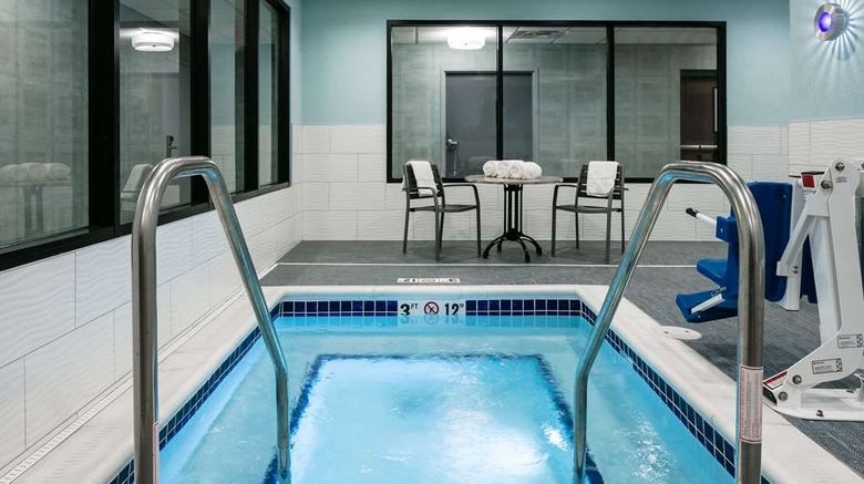 <b>Hilton Garden Inn Iowa City Downtown Recreation</b>. Images powered by <a href="https://iceportal.shijigroup.com/" title="IcePortal" target="_blank">IcePortal</a>.
