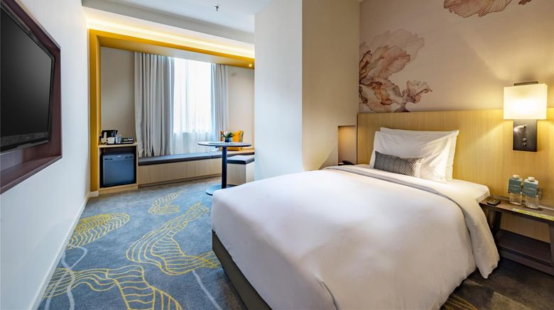 <b>Hilton Garden Inn Kuala Lumpur North Room</b>. Images powered by <a href="https://iceportal.shijigroup.com/" title="IcePortal" target="_blank">IcePortal</a>.